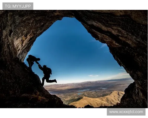 杭州攀岩队与重庆攀岩队赛后复盘分析团队配合与战术执行的关键因素 杭州攀岩队与重庆攀岩队赛后复盘分析团队配合与战术执行的关键因素