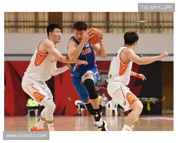 深圳攀岩队配合分析与其他队伍的对比研究探讨